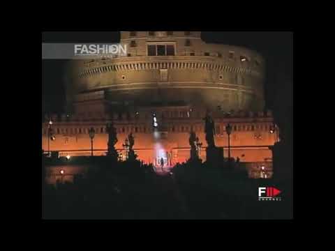Naomi Campbell GAI MATTIOLO Fall Winter 1998 1999 Haute Couture Rome pt2