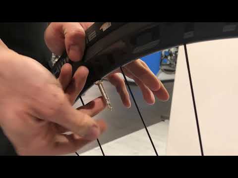 Französisches Ventil (am Rennrad) aufpumpen - So geht's!