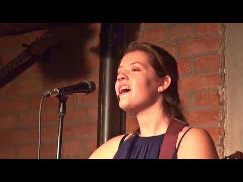 VOCAL GROUP | Laura Heily - Tell Me