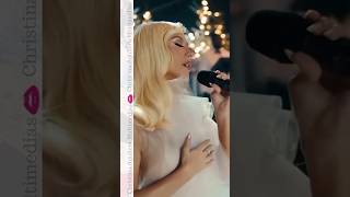 Christina Aguilera - Ave Maria (Christmas In Paris)