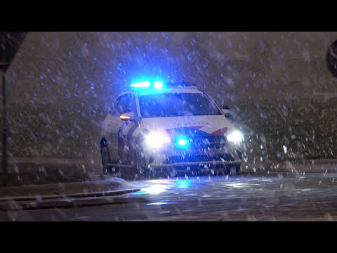 [Sneeuw] P1, 3x Politie Noodhulp Basisteam Noardeast Fryslân naar ongevallen in en bij Dokkum