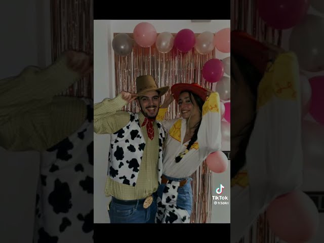 Vídeo relacionado con ORFOFE Báculo de Decorativo para Fiesta con Diseño Único y Duradero Accesorio de Cosplay para Disfraces y Representaciones para Eventos y Actuaciones