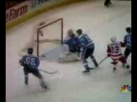 Pavel Datsyuk: Great Goal vs Penguins [Feb 8, 09]