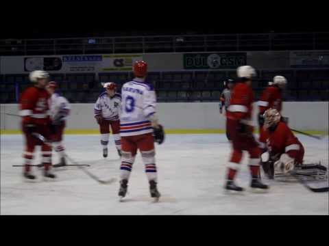 Junioři SK Karviná - HC Slezan Opava (24. 01. 2014, 2:1)