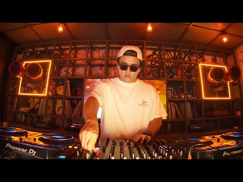 Santz in México (Afro & House Music DJ Set)