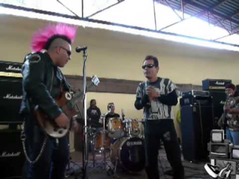 REBEL'D PUNK - "Religión" live @ Ecatepunk Fest 2009