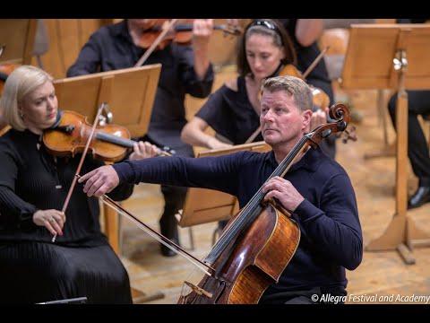 László Fenyő: Pyotr Ilyich Tchaikovsky - Variations on a Rococo Theme, Op. 33