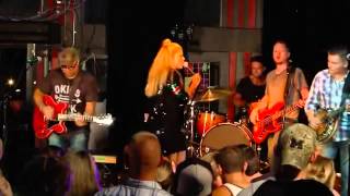 Crashing The Boys' Club ~ Lauren Alaina