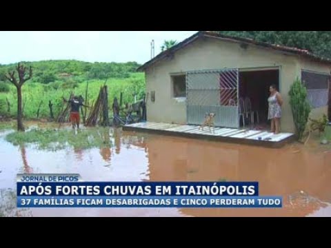 Após enxurrada, 37 famílias ficam desabrigadas e cinco perderam tudo em Itainópolis