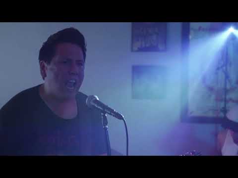 Estoy Bien - Lamarque (video 1)