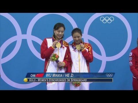 Wu Minxia & He Zi (CHN) Win Synchronised 3m Diving Gold - London 2012 Olympics