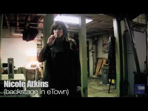 Nicole Atkins - "My Baby Don't Lie" (eTown webisode 155)