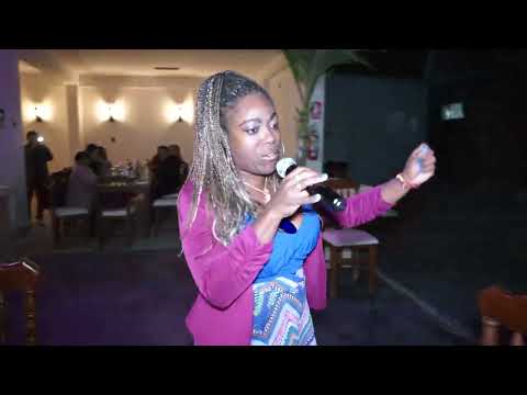 Víctor Castillo del Perú - La Morena Trinidad  || en la Taberna Restobar Chincha