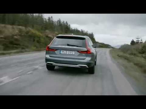 All-New Volvo V90 Cross Country | Driving Footage