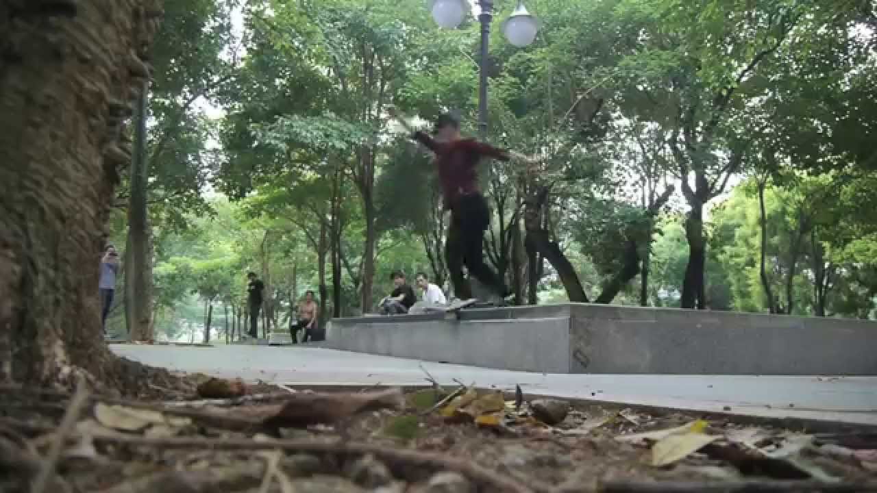 WHATSUP WKND "Johnnie Banana Tang" Full Part