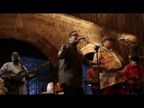 Víctor Víctor & La Vellonera - Y Yo Dejándola (con Pavel Núñez)