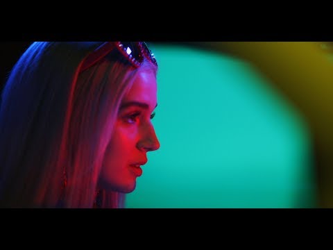 Poppy - Bleach Blonde Baby (Official Video)