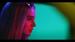 Poppy - Bleach Blonde Baby (Official Video)