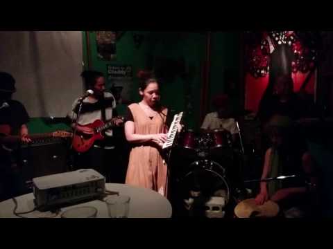 Yuuri Bamboo play Augustus Pablo