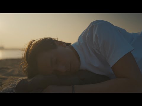 Danilo Kuiters - Tegen Beter Weten In (Officiële Videoclip)