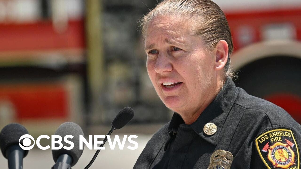 Los Angeles mayor removes fire department chief