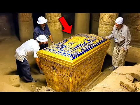 Long Lost Tomb Of Queen Cleopatra  FINALLY Discovered By Scientists, It Scared the Whole World!