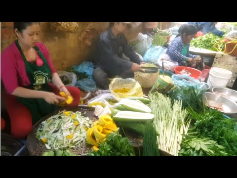 Asian Street Food - Khmer Street Food In Market - Deum Ampel Market