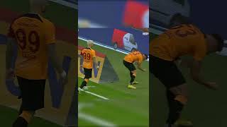 Download lagu Mauro İcardi, derbide Galatasaray'ı öne geçiren golü atıyor! 🎯⚽ #gsvbjk #shorts #shorts #gs #bjk mp3