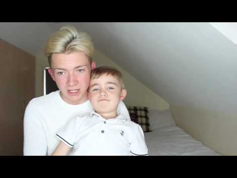 對五歲的弟弟出櫃 Coming out GAY to my 5 year old brother (?對五歲的弟弟出櫃 Coming out GAY to my 5 year old brother)