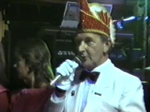 1986 Blokker: Nadorst - Federatie van carnavalsverenigingen - Prominentenring voor museum stoomtram