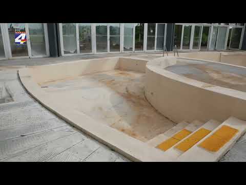 Termas Guaviyú: trabajan en mantenimiento de techo de piscina cerrada.