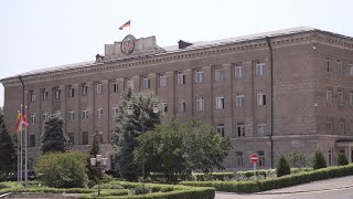 Зограб Мнацаканян встретился с Президентом Арцаха Араиком Арутюняном