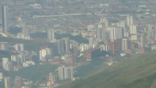 preview picture of video 'Cali, Colombia seen from Yanaconas'