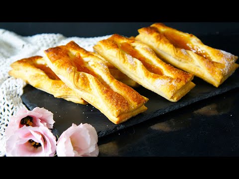 Treccine di pasta sfoglia con confettura I Ricetta facile