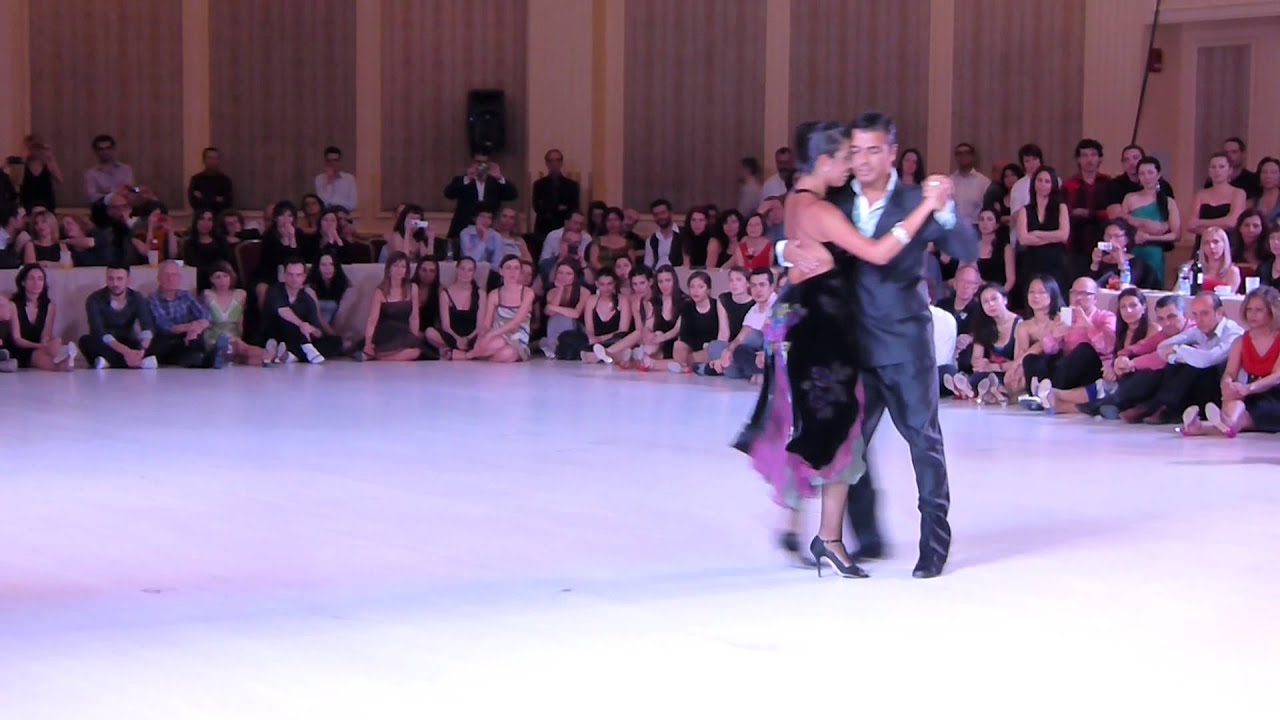 SEBASTIAN ACHAVAL - ROXANA SUAREZ - TANGOTO  ISTANBUL "VALS RECUERDO"