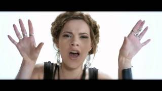 UMK15 // SOLJU: “Hold Your Colours”