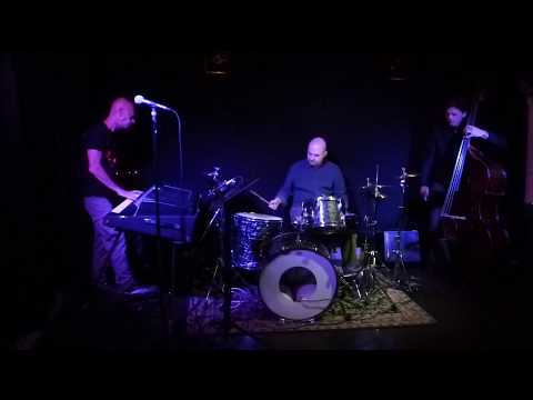 Joe Cherrygen Trio @Café à GoGo 8/2017 (1)