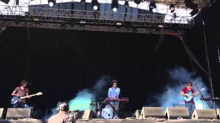 Elise - Toro y Moi (Lollapalooza Chile 2013)