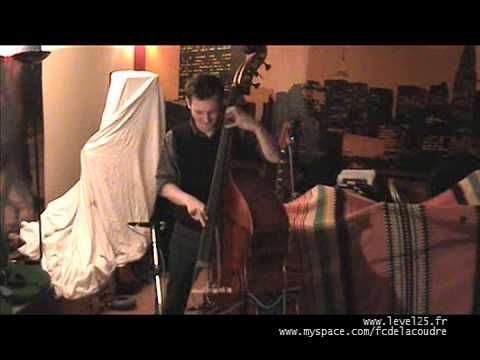 DOUBLE BASS / ACOUSTIC BASS SOLO 