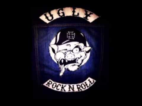 El Ataque de las cerdas lobo - Ugly Miss Piggy