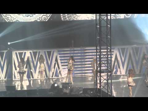 [Fancam]130608 Can't take my eyes off you : SNSD Girls & Peace World Tour in Seoul by Noot Sunshiner