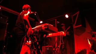 Re-TROS - If the Monkey Becomes (to be) The King - Live @ The Old Blue Last 31/05/2017 (3 of 5)