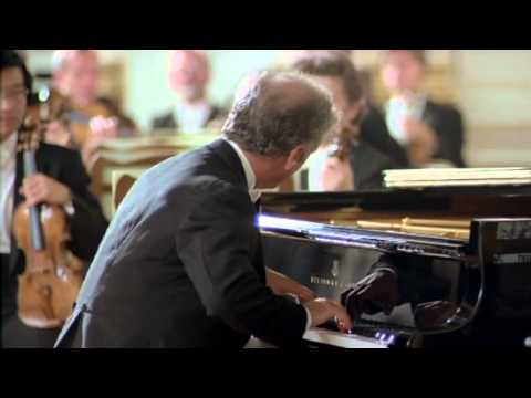 Barenboim and the Berliner Philharmoniker - Mozart Piano Concertos 20-27