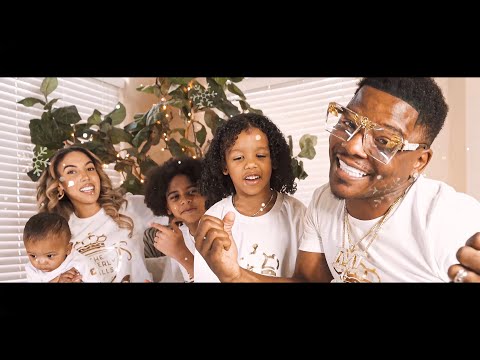 The Beverly Halls - Deck The Halls (Official Music Video)