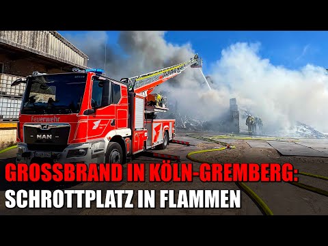 Großbrand in Köln: Schrottplatz in Humboldt/Gremberg in Flammen - Große Rauchwolke | 12.05.2025