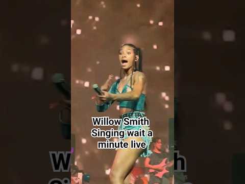 willow Smith singing live #waitaminute #willsmith #willow #willowsmith #short #shorts #music