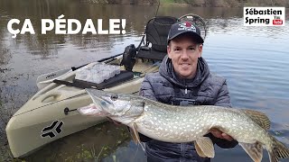 Je PÊCHE avec le nouveau kayak à PÉDALES de chez RTM! 😀