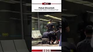 Download lagu Viral, Pria2 Ini Shalat Diruang Tunggu Bandara mp3 Download lagu Viral, Pria2 Ini Shalat Diruang Tunggu Bandara mp3