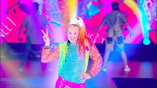 BOOMERANG (Live Performance in the U.K.) - JoJo Siwa