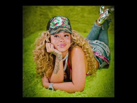 (FREE) Latto Type Beat 2025 | Megan Thee Stallion x Cardi B Type Beat 2025 - "ROYAL"